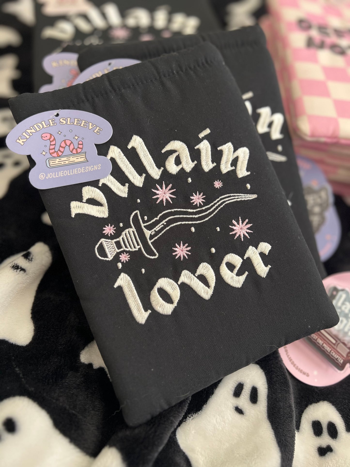 "Villain Lover" Kindle Sleeve
